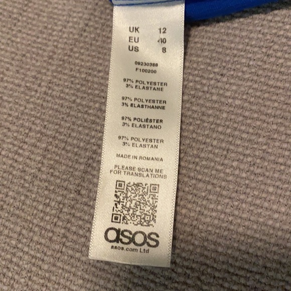 ASOS Design Satin Blue Wrap Waist Batwing Sleeves - Picture 6 of 6